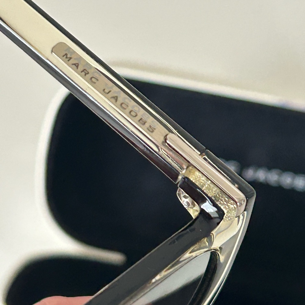 Marc Jacobs Black Sunglasses - Picture 5 of 10